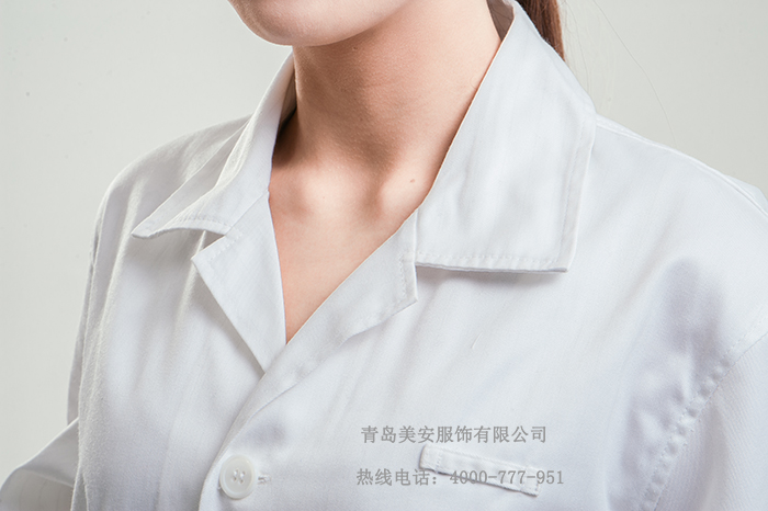 乐鱼官网登录大褂