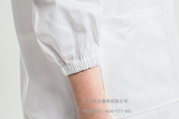 乐鱼官网登录大褂