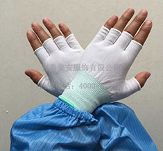 白色半指乐鱼官网登录手套 白色半指乐鱼官网登录手套